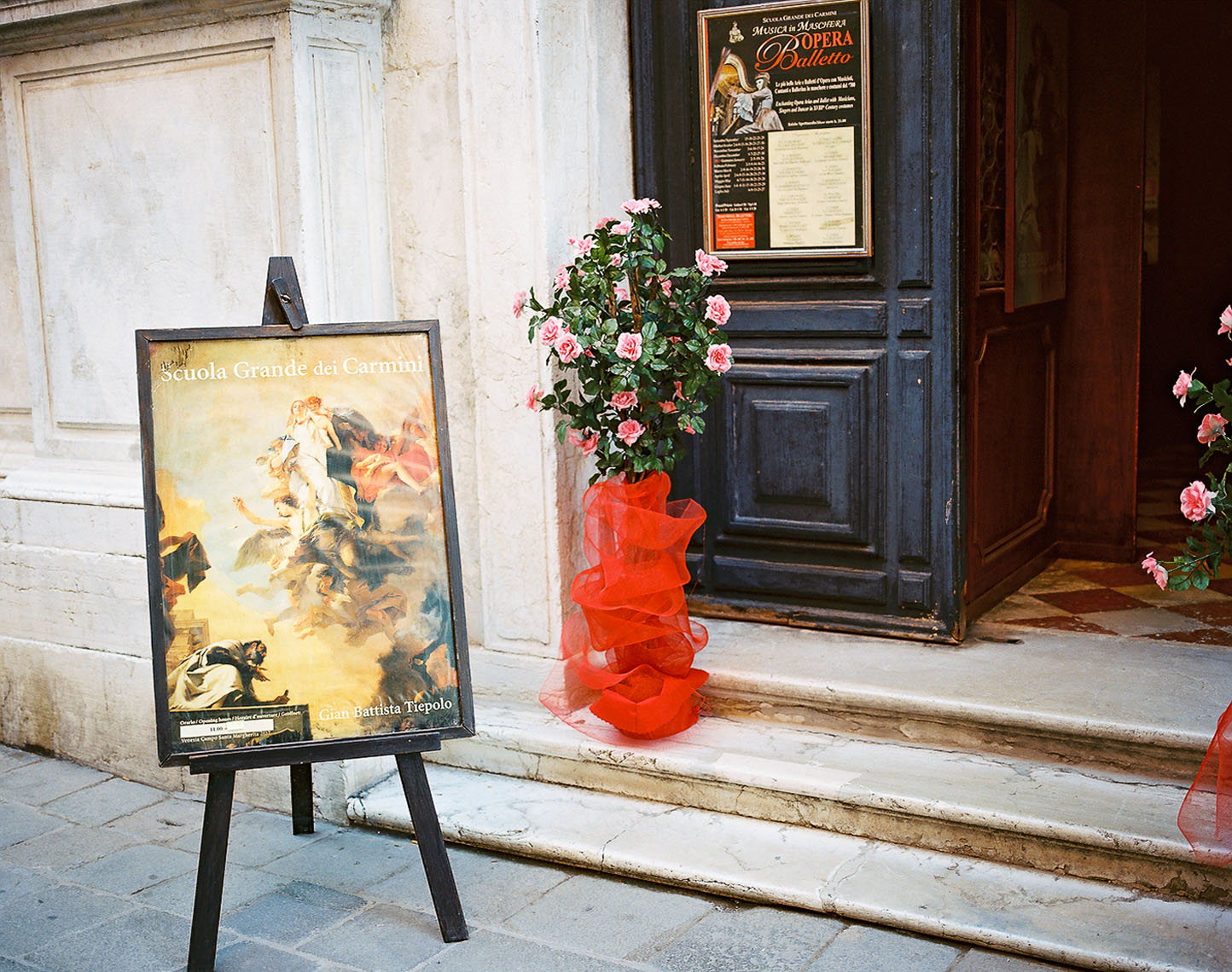 20_Tiepolo and Roses