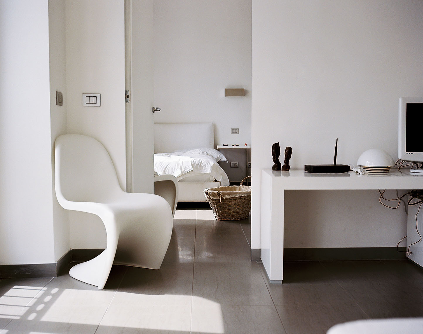 27_In the White Room